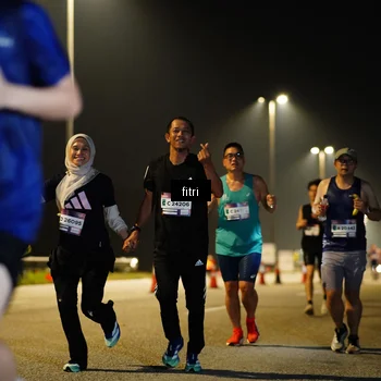 Runner Photo 7357003