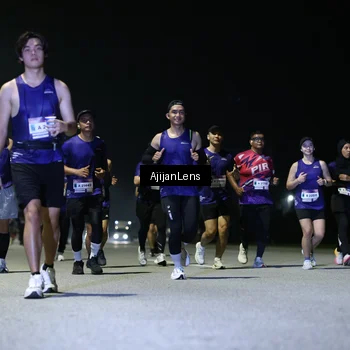 Runner Photo 7357006