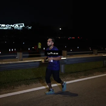 Runner Photo 7357009