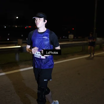 Runner Photo 7357012