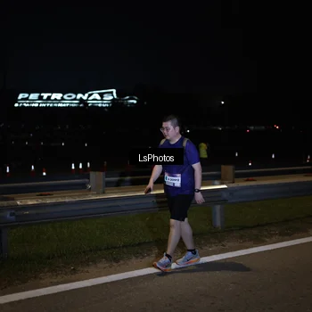 Runner Photo 7357051