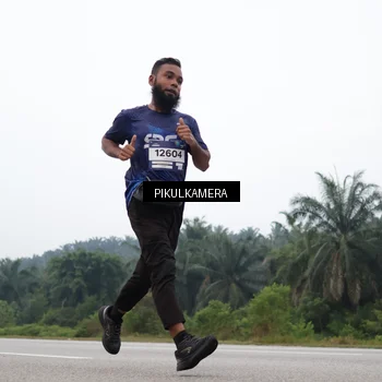 Runner Photo 7357090