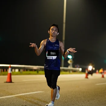 Runner Photo 7357123