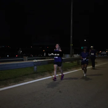 Runner Photo 7357165