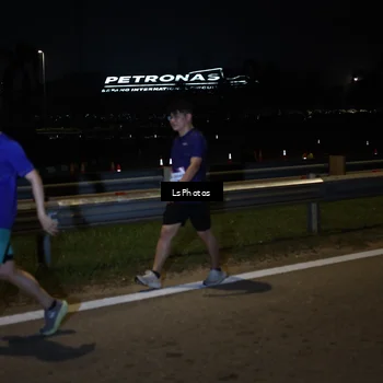 Runner Photo 7357673