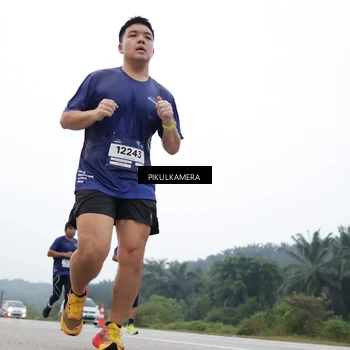 Runner Photo 7357776