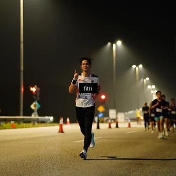 Runner Photo 7357900
