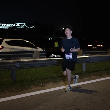 Runner Photo 7357906