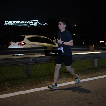 Runner Photo 7357909