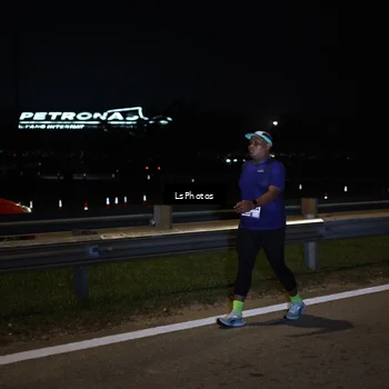 Runner Photo 7357913
