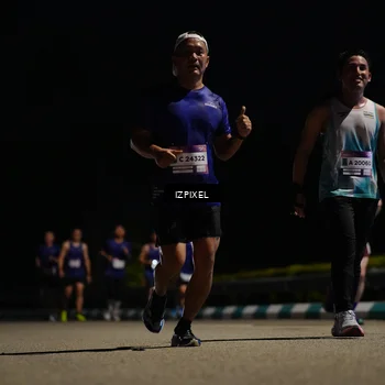 Runner Photo 7357915