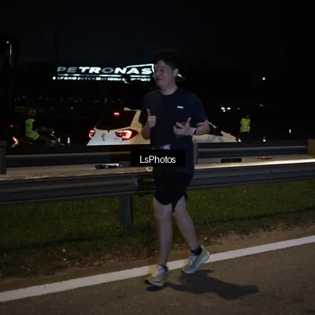 Runner Photo 7357926
