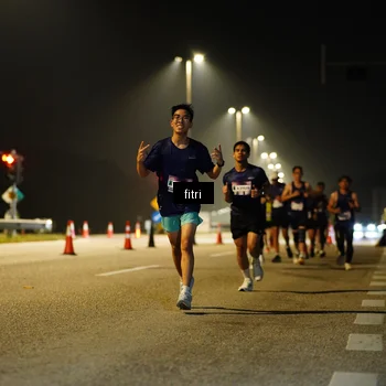 Runner Photo 7357929
