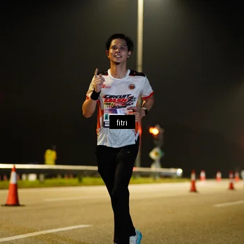 Runner Photo 7357941