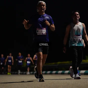 Runner Photo 7357955