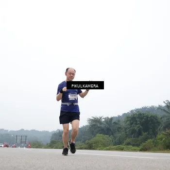 Runner Photo 7357959