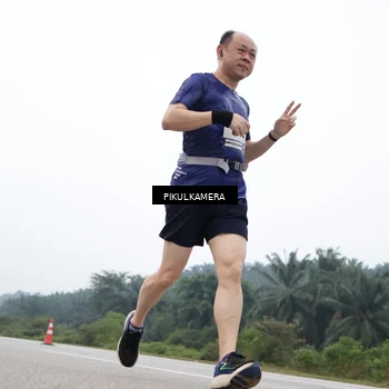 Runner Photo 7358018