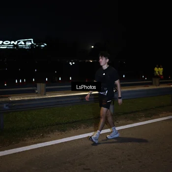 Runner Photo 7358022
