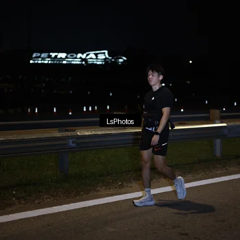 Runner Photo 7358029