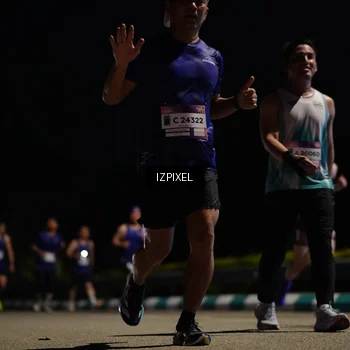Runner Photo 7358083