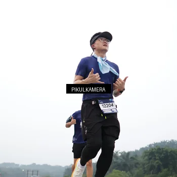 Runner Photo 7358085
