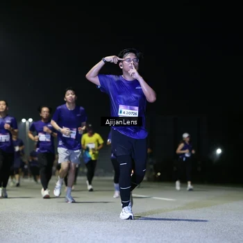 Runner Photo 7358105