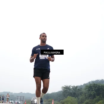 Runner Photo 7358173
