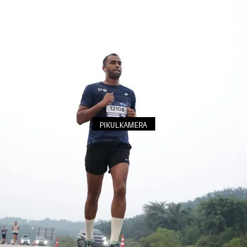 Runner Photo 7358204