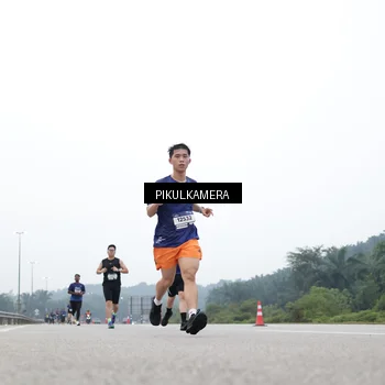 Runner Photo 7358272