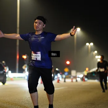 Runner Photo 7358376