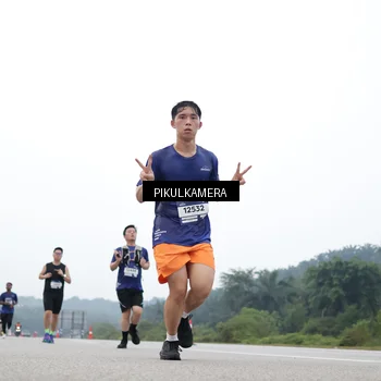 Runner Photo 7358389