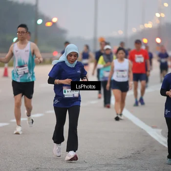 Runner Photo 7358407