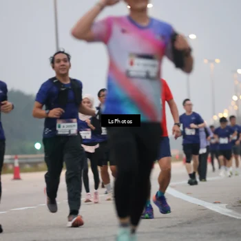 Runner Photo 7358437
