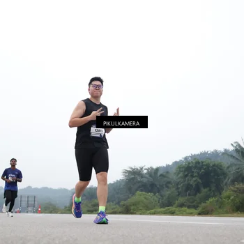 Runner Photo 7358438