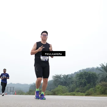 Runner Photo 7358439