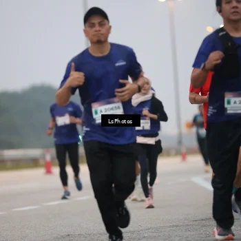 Runner Photo 7358444
