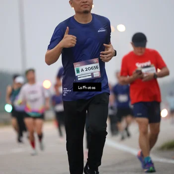 Runner Photo 7358456