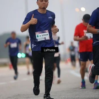 Runner Photo 7358457