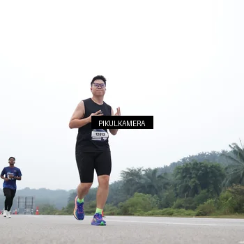 Runner Photo 7358460