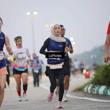 Runner Photo 7358469