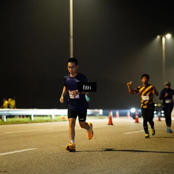 Runner Photo 7358475