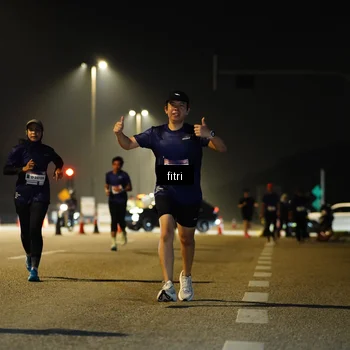 Runner Photo 7358476