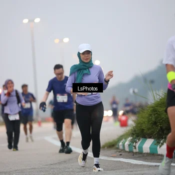 Runner Photo 7358491