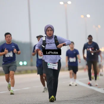 Runner Photo 7358511