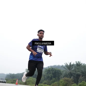 Runner Photo 7358514