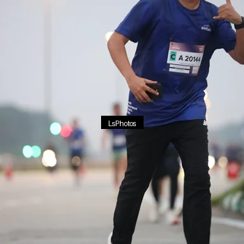 Runner Photo 7358534