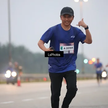 Runner Photo 7358547