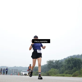 Runner Photo 7358559