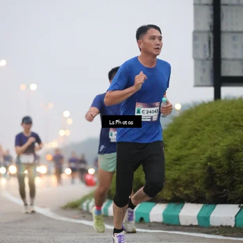 Runner Photo 7358560