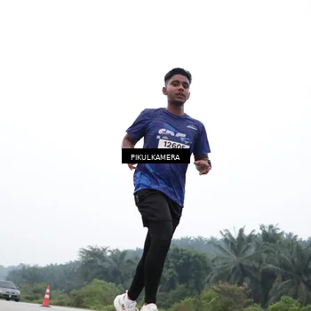 Runner Photo 7358565